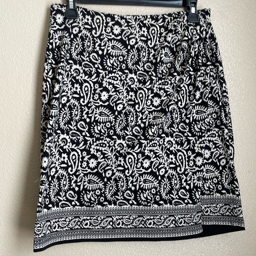 Liz & Co Paisley Wrap‎ Around Skirt Size Medium 100% Cotton